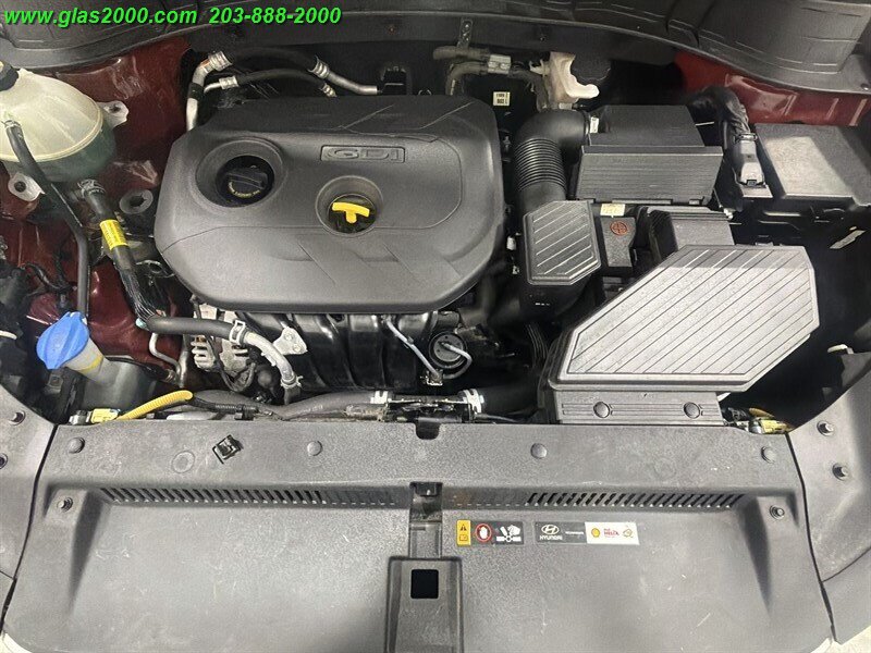 2018 Hyundai Tucson SE - Photo 12 - Bethany, CT 06524