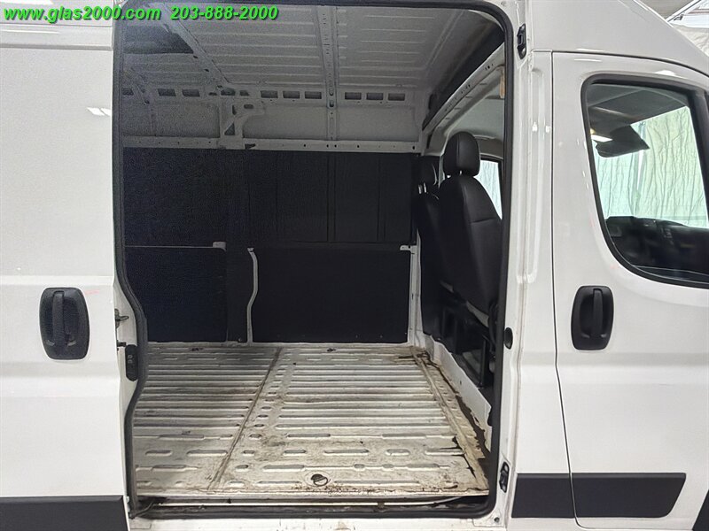 2024 RAM ProMaster Tradesman 2500 - Photo 11 - Bethany, CT 06524