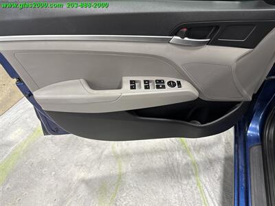 2019 Hyundai Elantra SE   - Photo 25 - Bethany, CT 06524