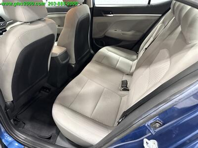 2019 Hyundai Elantra SE   - Photo 9 - Bethany, CT 06524