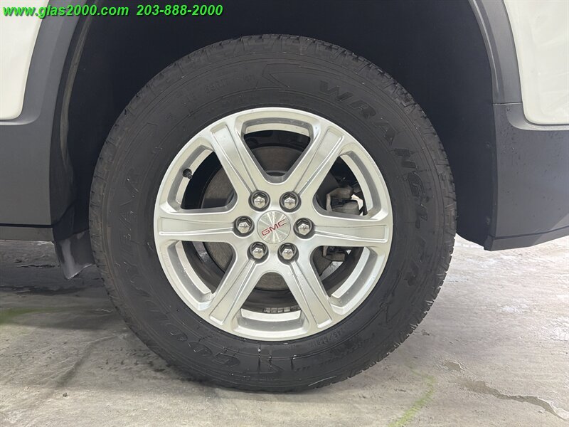 2019 GMC Acadia SLE-1 - Photo 16 - Bethany, CT 06524
