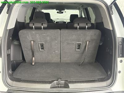 2019 GMC Acadia SLE-1 - Photo 15 - Bethany, CT 06524