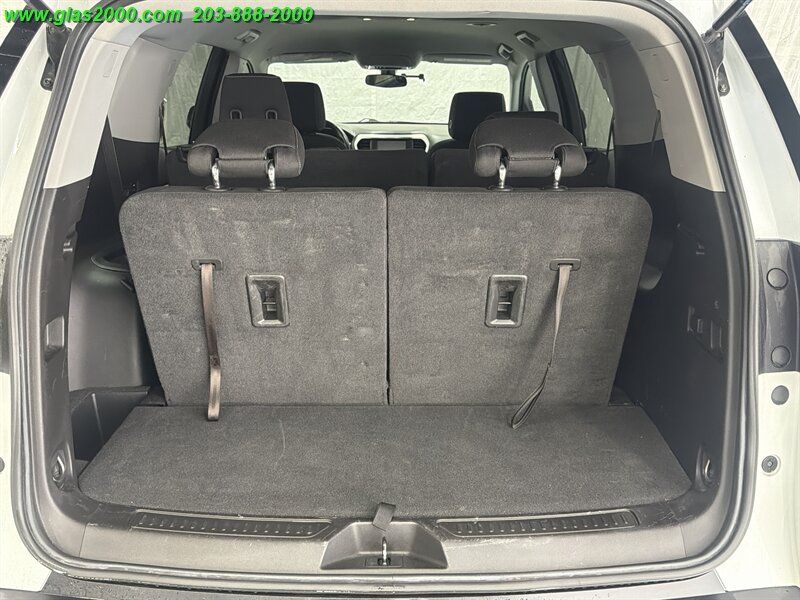 2019 GMC Acadia SLE-1 - Photo 15 - Bethany, CT 06524