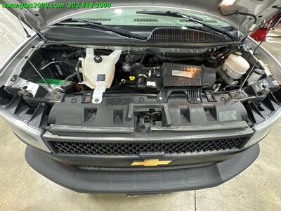 2019 Chevrolet Express LS Passenger   - Photo 12 - Bethany, CT 06524