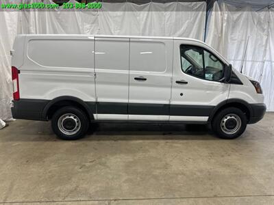 2018 Ford Transit   - Photo 8 - Bethany, CT 06524