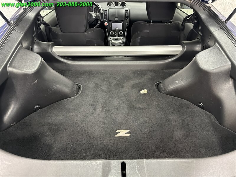 2016 Nissan 370Z - Photo 9 - Bethany, CT 06524