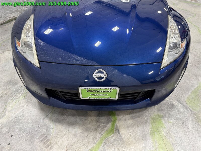 2016 Nissan 370Z - Photo 12 - Bethany, CT 06524