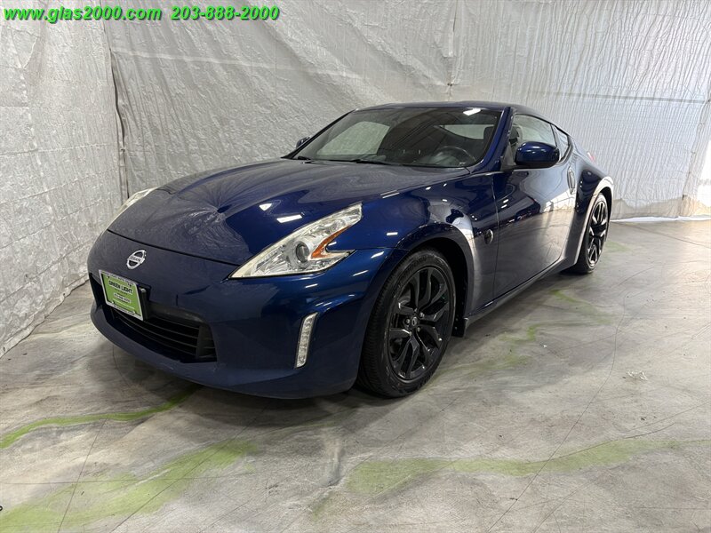 Deep Blue Pearl 2016 Nissan 370Z Coupe 6-Speed Manual