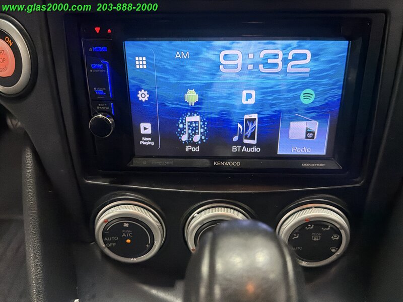 2016 Nissan 370Z - Photo 10 - Bethany, CT 06524