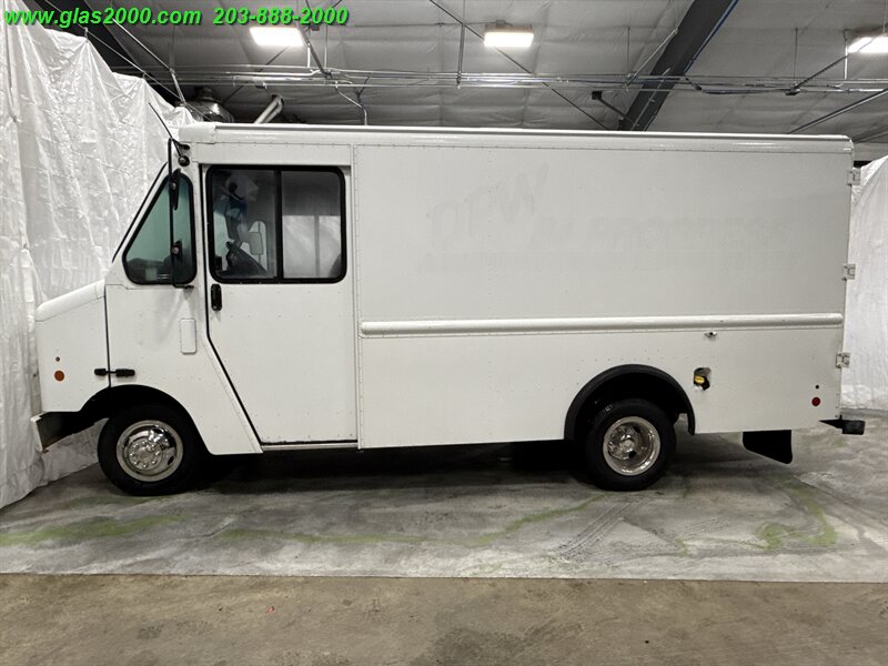 2014 Ford E-Series Van - Photo 13 - Bethany, CT 06524