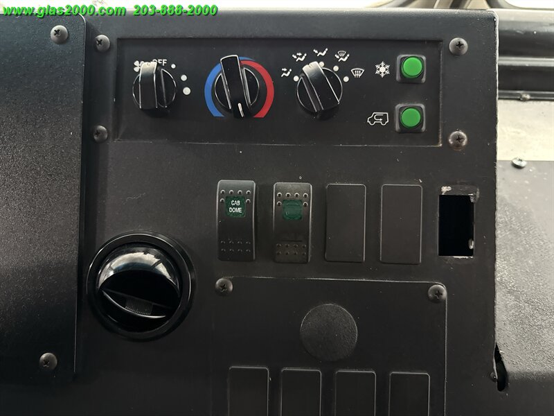 2014 Ford E-Series Van - Photo 17 - Bethany, CT 06524