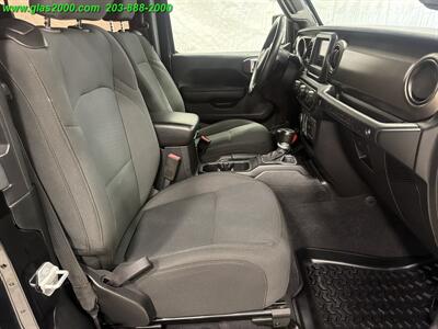 2018 Jeep Wrangler Sport   - Photo 15 - Bethany, CT 06524
