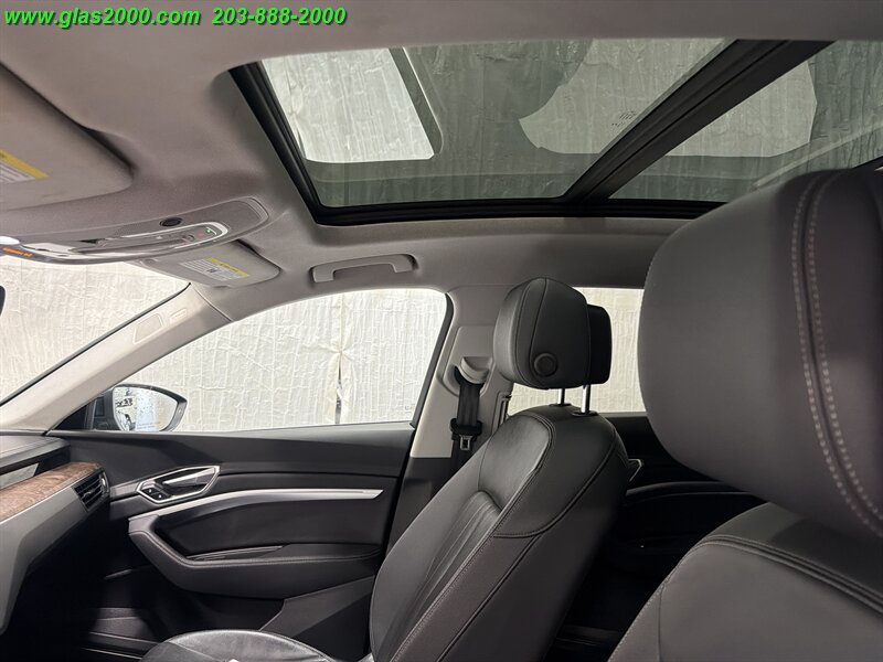 2019 Audi E-TRON quattro Premium Plus - Photo 12 - Bethany, CT 06524