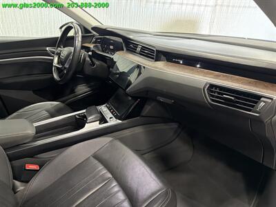 2019 Audi E-TRON quattro Premium Plus - Photo 5 - Bethany, CT 06524