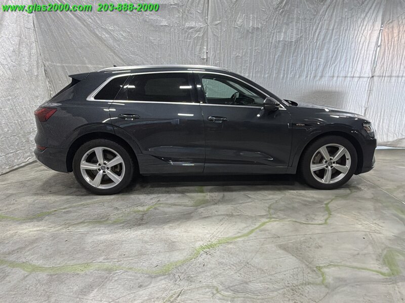2019 Audi E-TRON quattro Premium Plus - Photo 14 - Bethany, CT 06524
