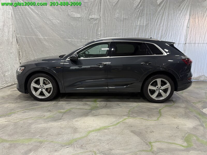 2019 Audi E-TRON quattro Premium Plus - Photo 13 - Bethany, CT 06524