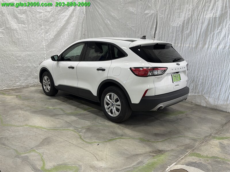2022 Ford Escape S - Photo 7 - Bethany, CT 06524