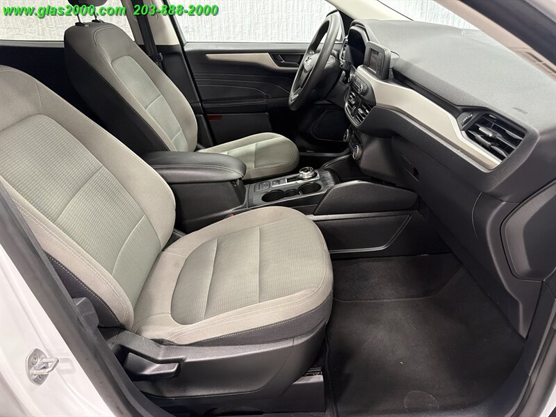 2022 Ford Escape S - Photo 21 - Bethany, CT 06524