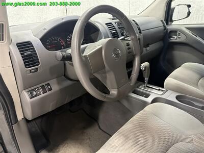 2006 Nissan Frontier SE SE 4dr Crew Cab   - Photo 3 - Bethany, CT 06524
