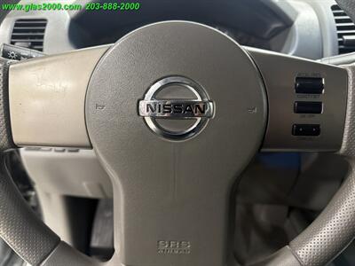 2006 Nissan Frontier SE SE 4dr Crew Cab   - Photo 22 - Bethany, CT 06524