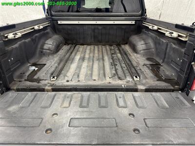 2006 Nissan Frontier SE SE 4dr Crew Cab   - Photo 15 - Bethany, CT 06524