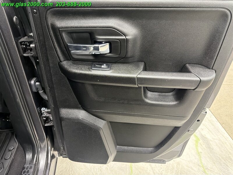 2022 RAM 1500 Classic SLT - Photo 29 - Bethany, CT 06524