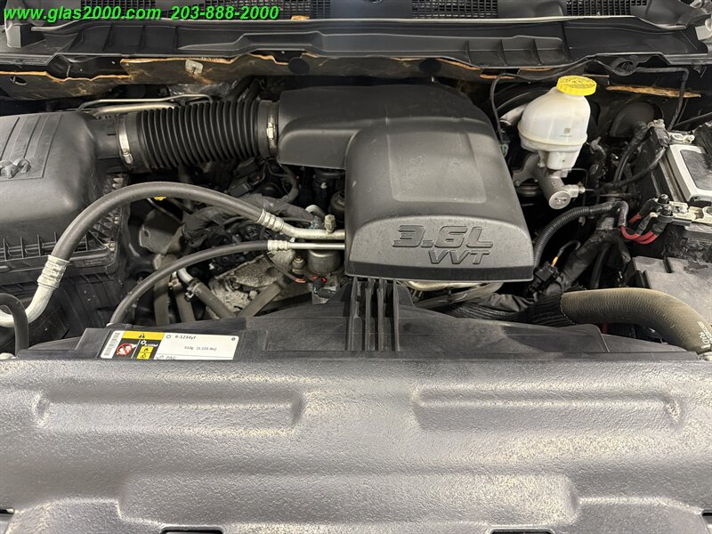 2022 RAM 1500 Classic SLT - Photo 12 - Bethany, CT 06524