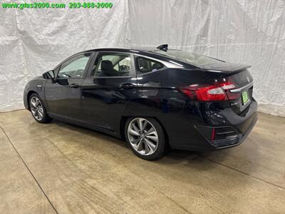 2018 Honda Clarity  Price reflects $4000.00 Federal EV credit for those who qualify. Price without EV credit is $19999.00 - Photo 7 - Bethany, CT 06524