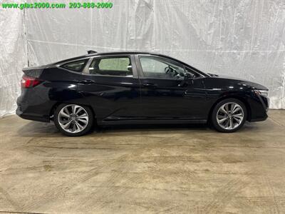 2018 Honda Clarity  Price reflects $4000.00 Federal EV credit for those who qualify. Price without EV credit is $19999.00 - Photo 14 - Bethany, CT 06524