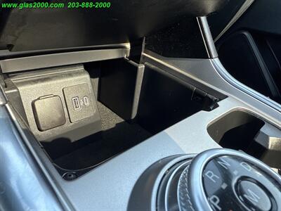 2021 Ford Explorer Limited   - Photo 33 - Bethany, CT 06524