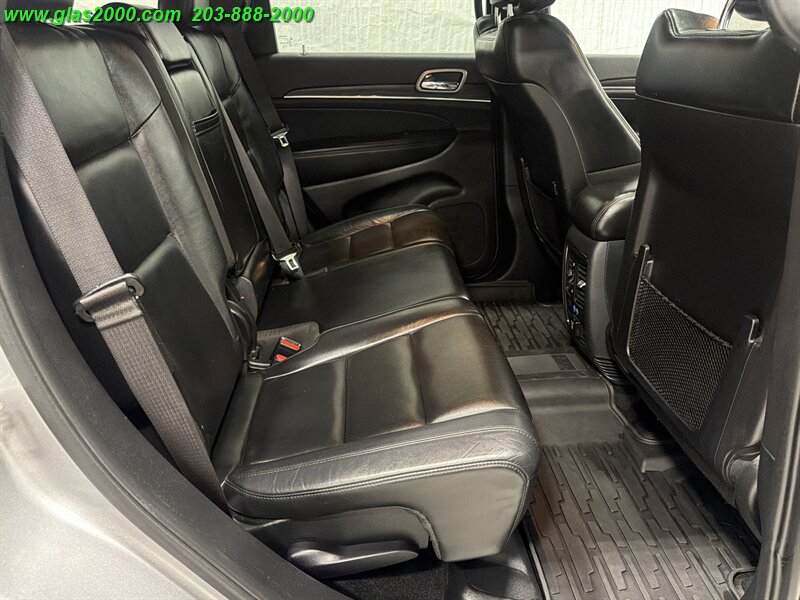 2020 Jeep Grand Cherokee Limited - Photo 10 - Bethany, CT 06524