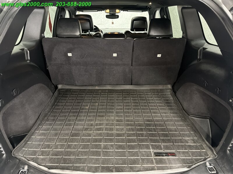 2020 Jeep Grand Cherokee Limited - Photo 15 - Bethany, CT 06524