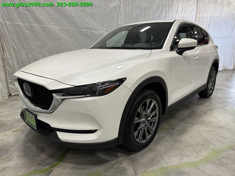 2019 Mazda CX-5 Signature   - Photo 1 - Bethany, CT 06524