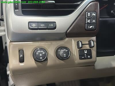 2018 Chevrolet Suburban Premier   - Photo 32 - Bethany, CT 06524