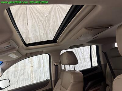 2018 Chevrolet Suburban Premier   - Photo 12 - Bethany, CT 06524