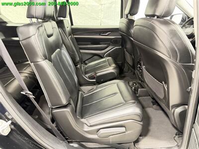 2021 Jeep Grand Cherokee L Limited   - Photo 10 - Bethany, CT 06524