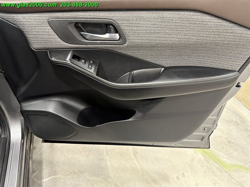 2023 Nissan Rogue SV - Photo 32 - Bethany, CT 06524