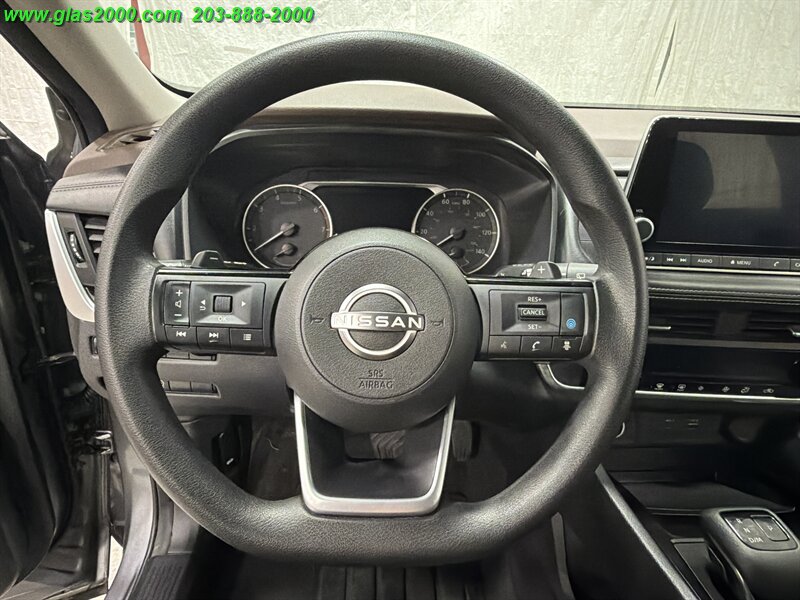 2023 Nissan Rogue SV - Photo 4 - Bethany, CT 06524