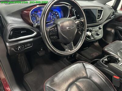 2019 Chrysler Pacifica Limited   - Photo 3 - Bethany, CT 06524