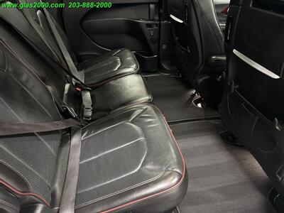 2019 Chrysler Pacifica Limited   - Photo 10 - Bethany, CT 06524