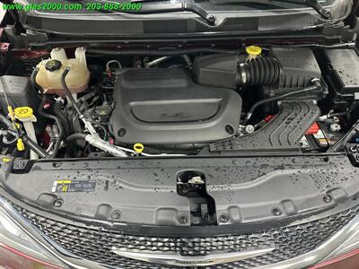 2019 Chrysler Pacifica Limited   - Photo 18 - Bethany, CT 06524
