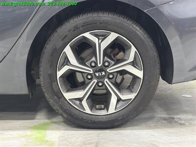 2019 Kia Forte FE   - Photo 16 - Bethany, CT 06524