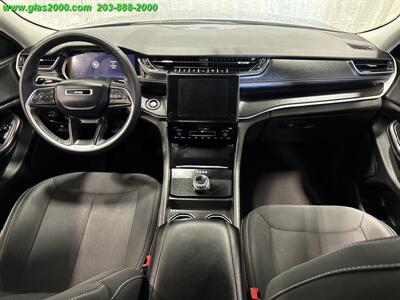 2023 Jeep Grand Cherokee L Laredo   - Photo 6 - Bethany, CT 06524