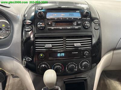 2005 Toyota Sienna CE 7 Passenger   - Photo 11 - Bethany, CT 06524