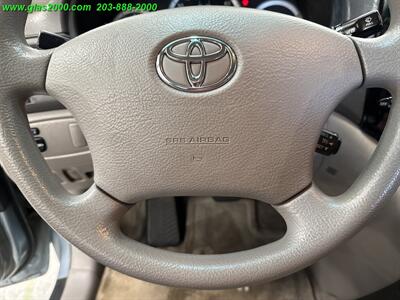2005 Toyota Sienna CE 7 Passenger   - Photo 22 - Bethany, CT 06524