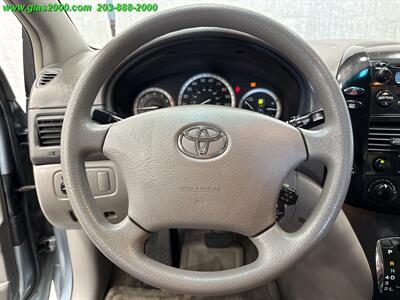 2005 Toyota Sienna CE 7 Passenger   - Photo 4 - Bethany, CT 06524