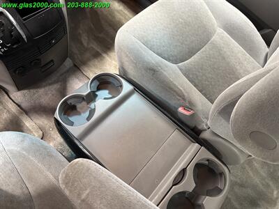 2005 Toyota Sienna CE 7 Passenger   - Photo 29 - Bethany, CT 06524