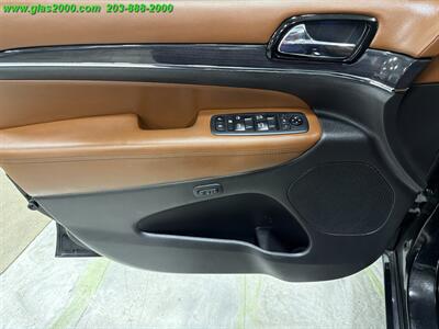 2020 Jeep Grand Cherokee Overland - Photo 25 - Bethany, CT 06524