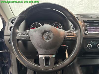 2012 Volkswagen Tiguan S 4Motion   - Photo 4 - Bethany, CT 06524