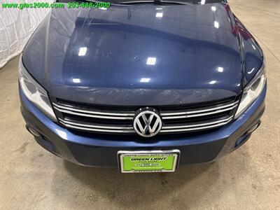 2012 Volkswagen Tiguan S 4Motion   - Photo 18 - Bethany, CT 06524